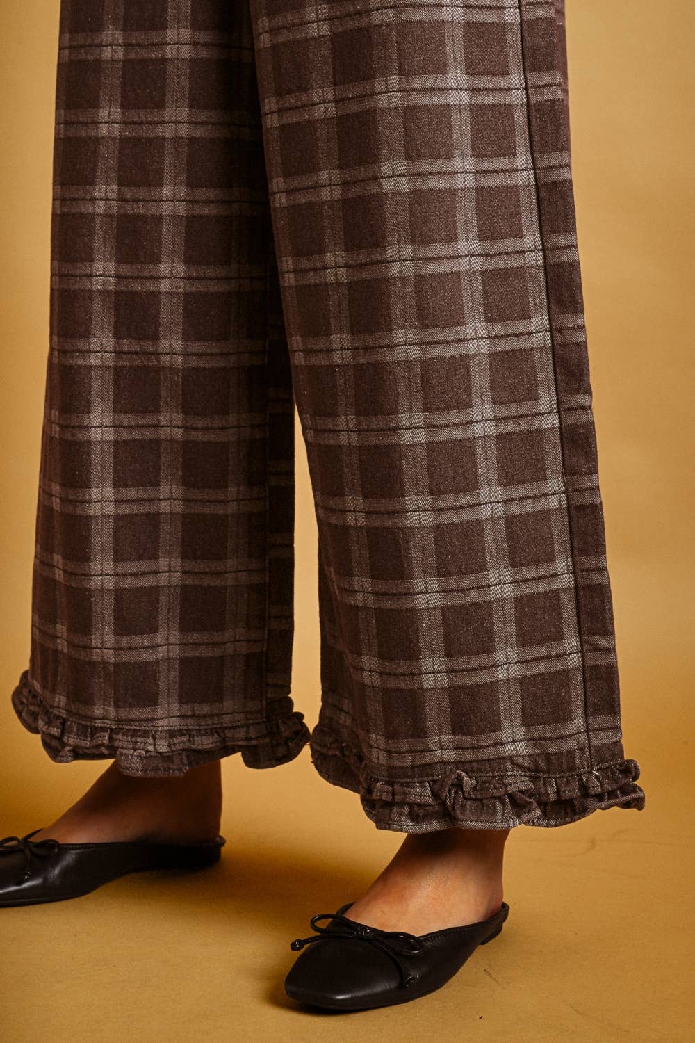 RAY RUFFLE PANTS