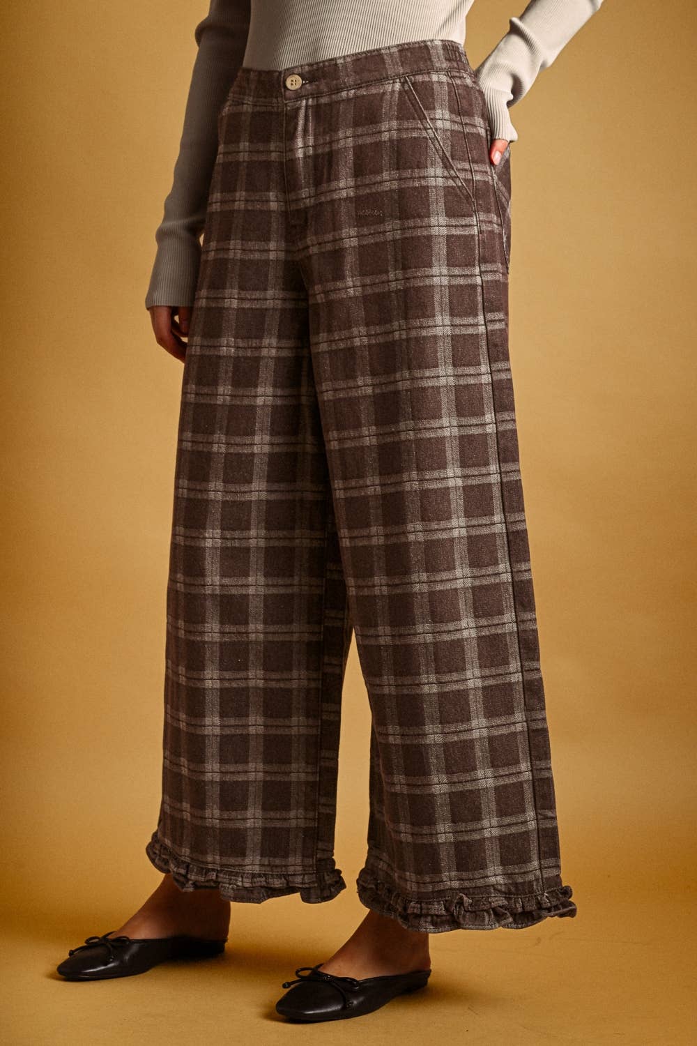 RAY RUFFLE PANTS