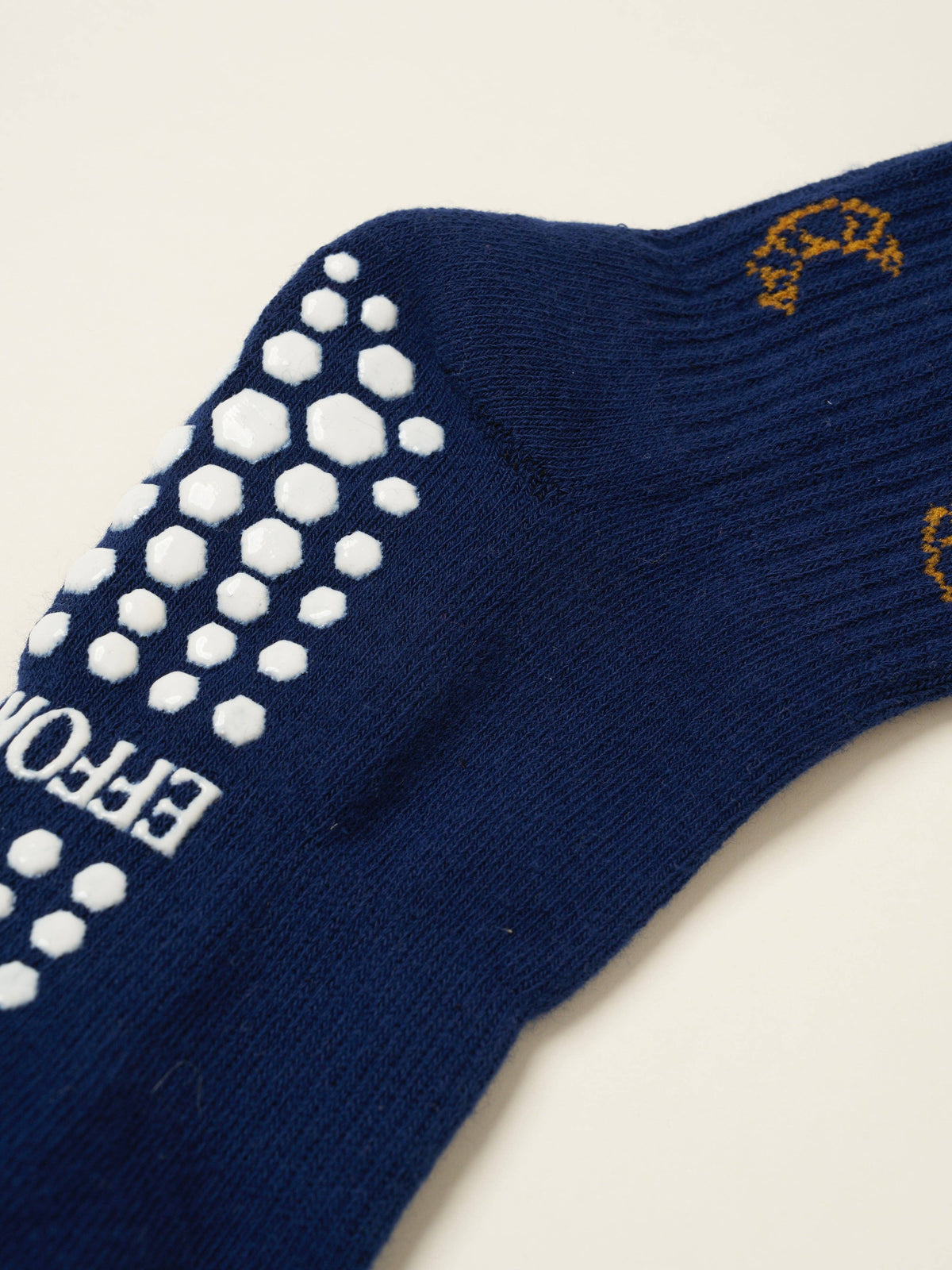 Croissant Ruffle Grip Socks