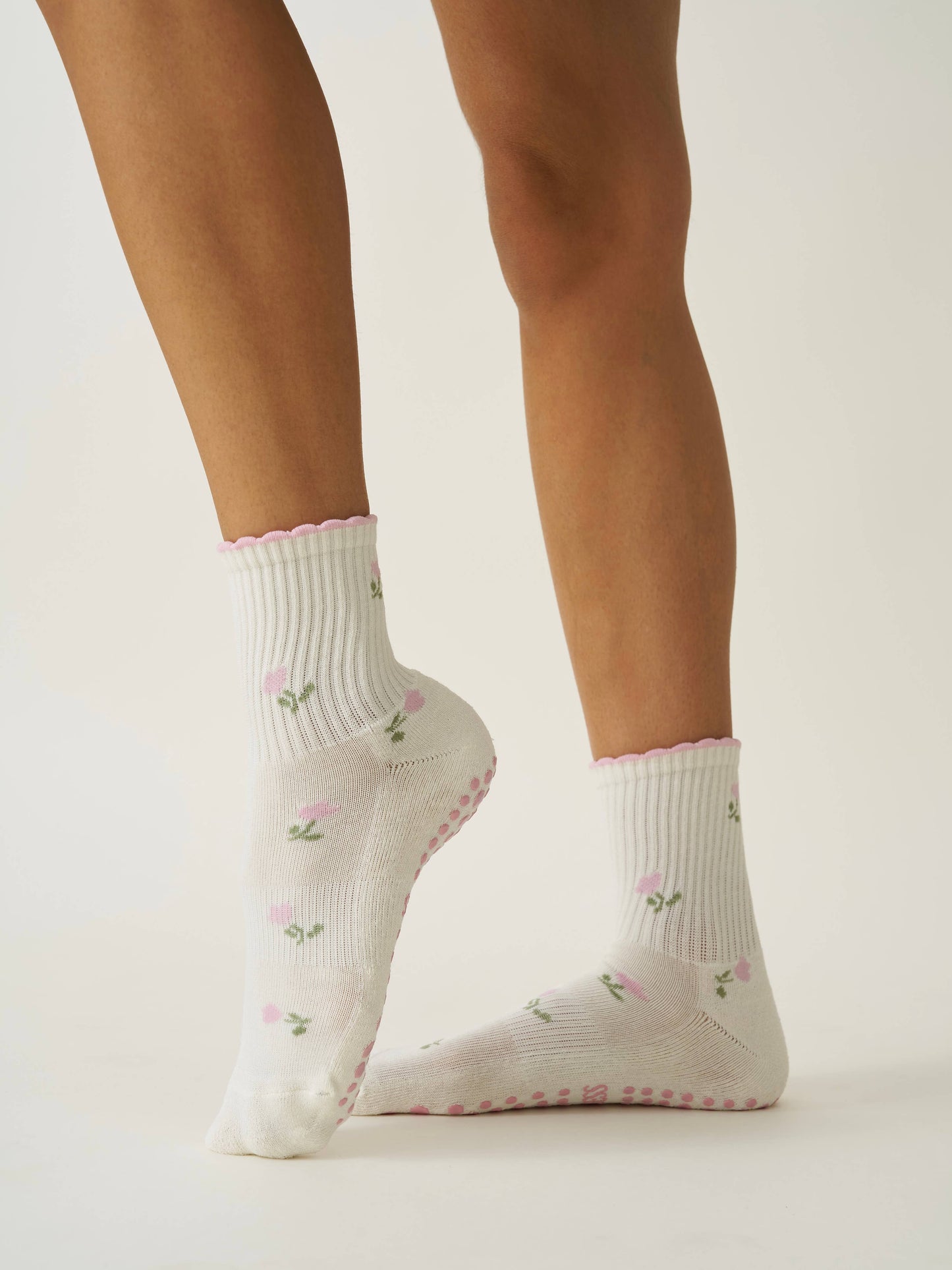 🌷 Tulip Petal Grip Sock, Pilates Socks