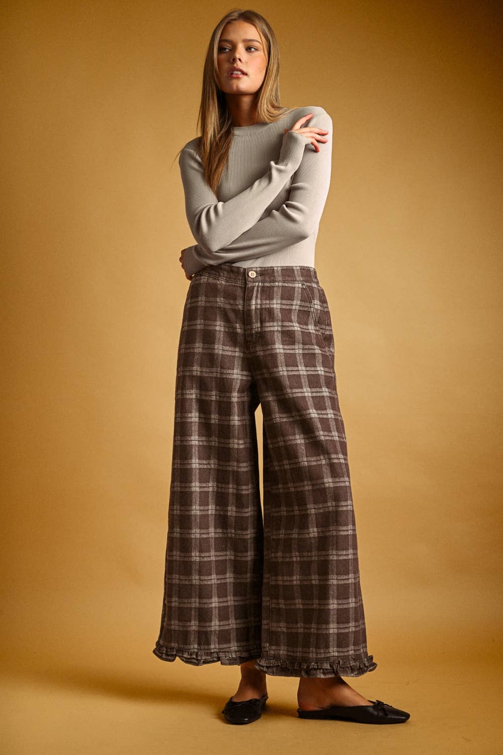 RAY RUFFLE PANTS