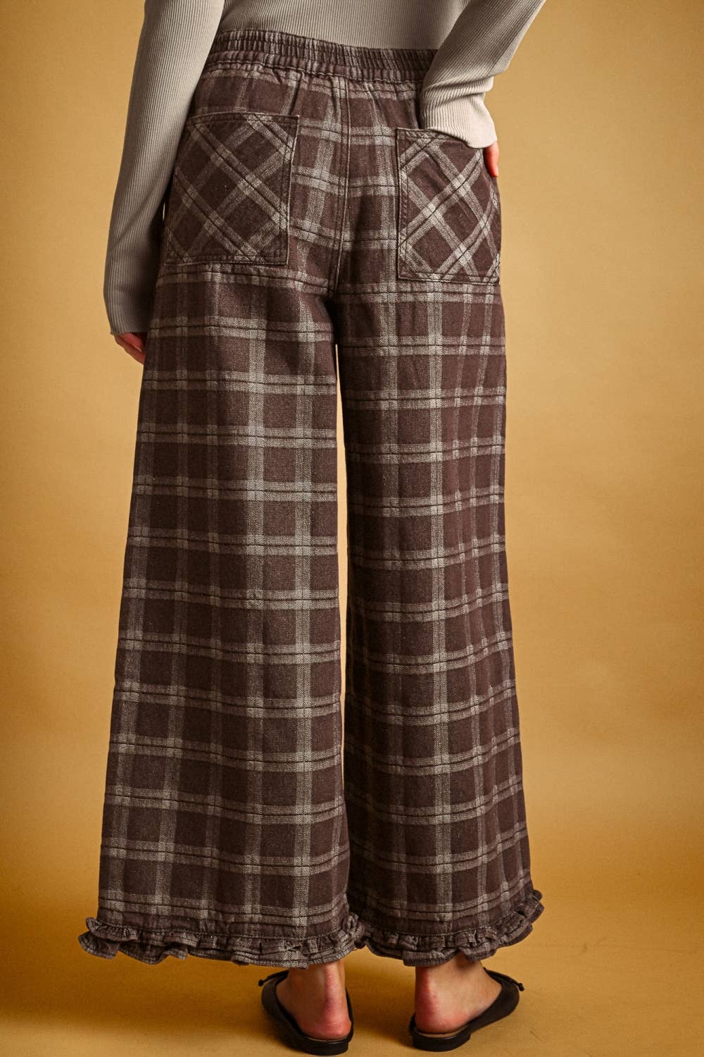 RAY RUFFLE PANTS