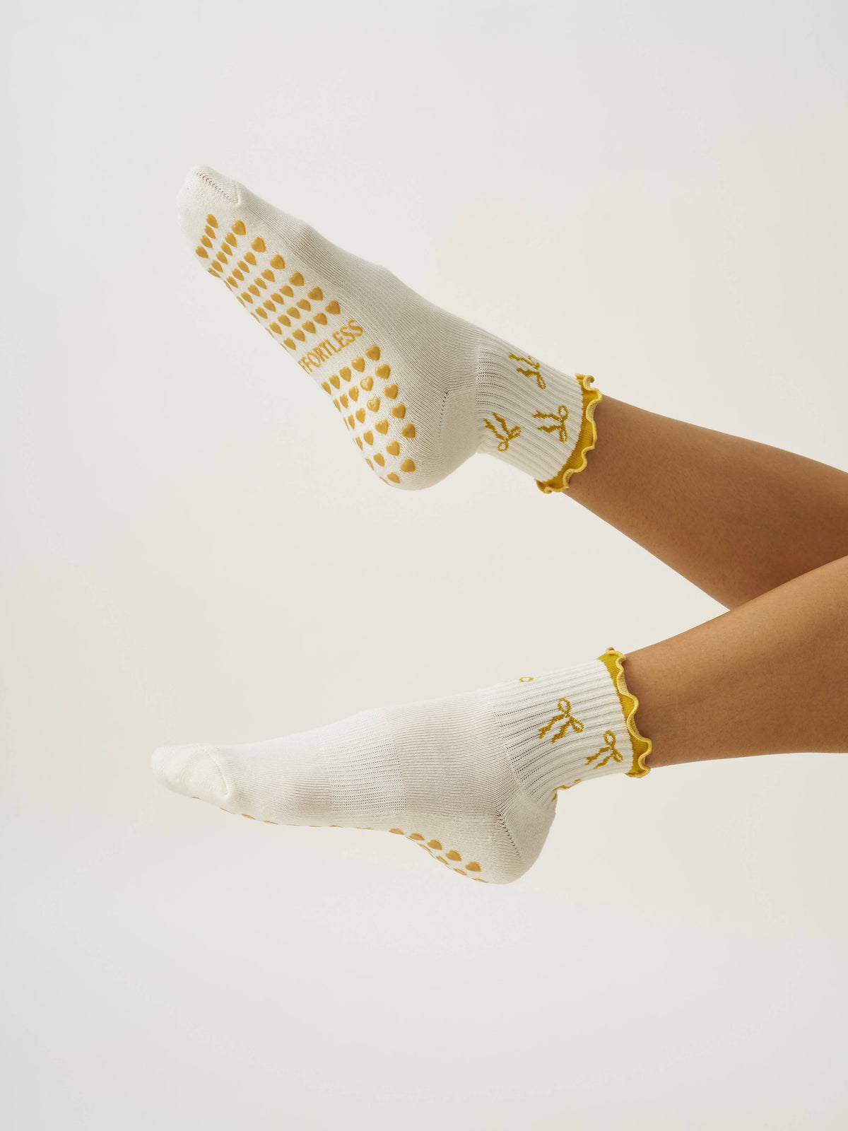 Bow Ruffle Grip Socks